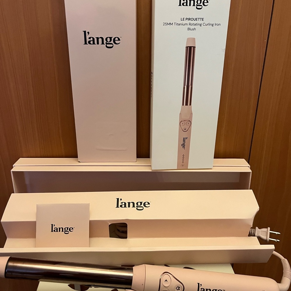 Lange Blush Pink 25mm Titanium Rotating Curling Iron